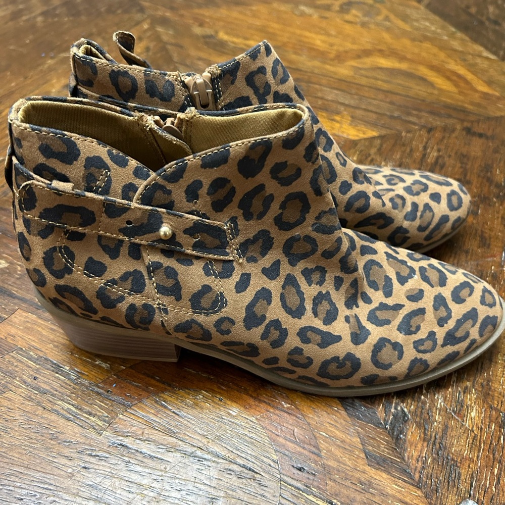 Ankle boots